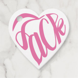 Hjärtat klippt som rosa kalligrafi gåvor etiketter