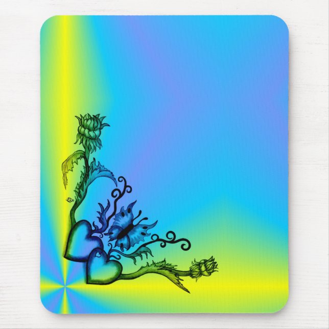 Hjärter med blommor och fjäril i Tattoo Stil Musmatta (Framsidan)