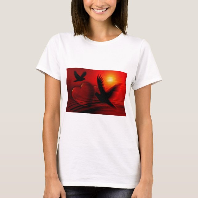 Hjärter och duvor t shirt (Framsida)