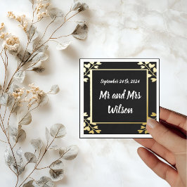 Hjärtformade blommor på svarta guldblommor bröllop pappersservett