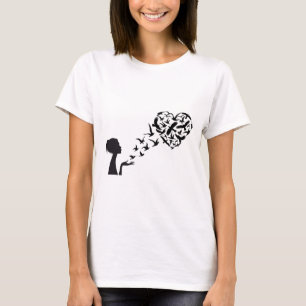 Hjärtformade flickor som flyger fåglar t shirt