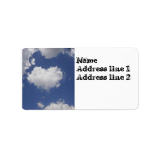 Hjärtformade moln adressetikett