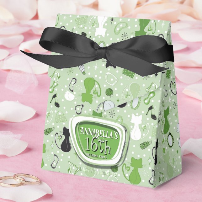 Hjärtkattungar på Mid Centres Grönt Birthday Presentaskar (Bröllop)