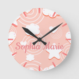 Hjärtor, stjärnor och trådar av Rosa Breeze Rund Klocka