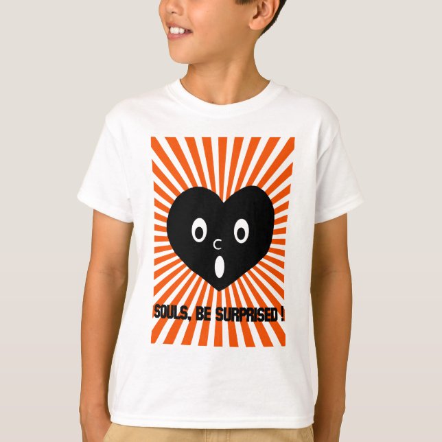 hjärtröd och vit t-shirt (Framsida)