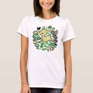 Hjort i skogen - grönt tee shirt