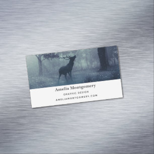 Hjort med Antlers i en Shadowy Forest Magnetiska Visitkort