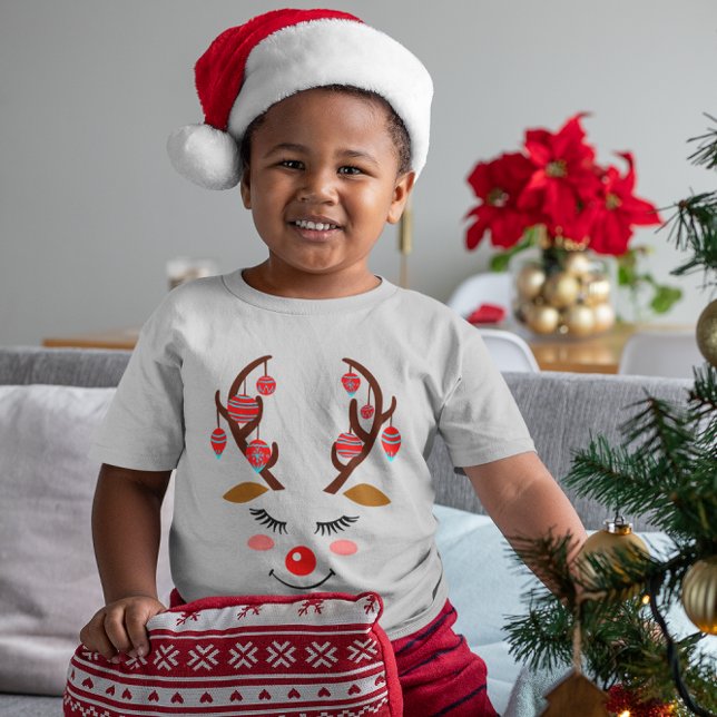 Hjort med prydnadsföremål på Antlers, ZKOA T Shirt (Adorable Deer Face with Ornaments on Antlers Toddler T-shirt)