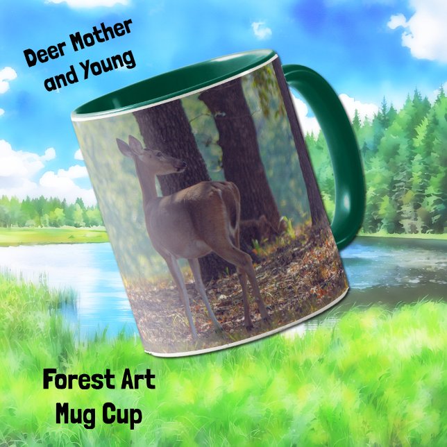 Hjort Mor och Young Forest Art Mugg Kopp (A pretty mama deer in a forest with her baby on the other side and in an artsy style on a mug.)