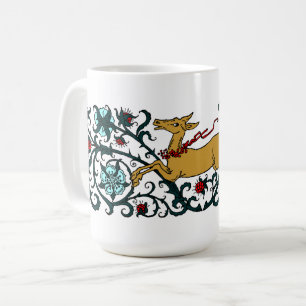 Hjort som går genom Blommigt Foliage Kaffemugg