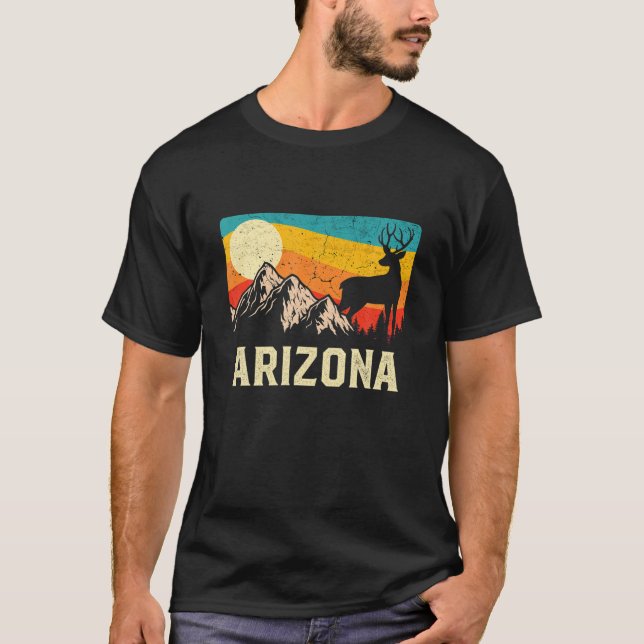 Hjorten Retro Sunset Hiking i Vilden Arizona Natur T Shirt (Framsida)