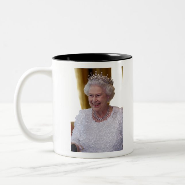 HM Queen Elizabeth II Dublin Två-Tonad Mugg (Vänster)
