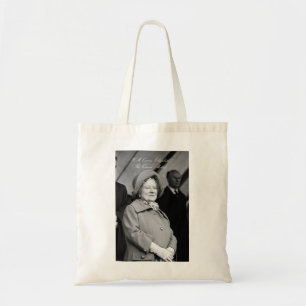 HM Queen Mor Badminton 1976 Tygkasse