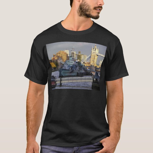 HMS Belfast. Tee (Framsida)