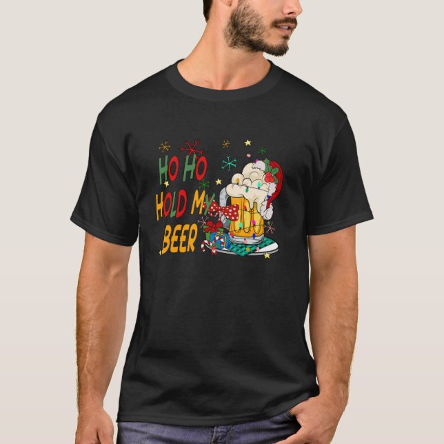 Ho Ho: Håll mitt öl Jultomten God jul 202 T Shirt (Framsida)