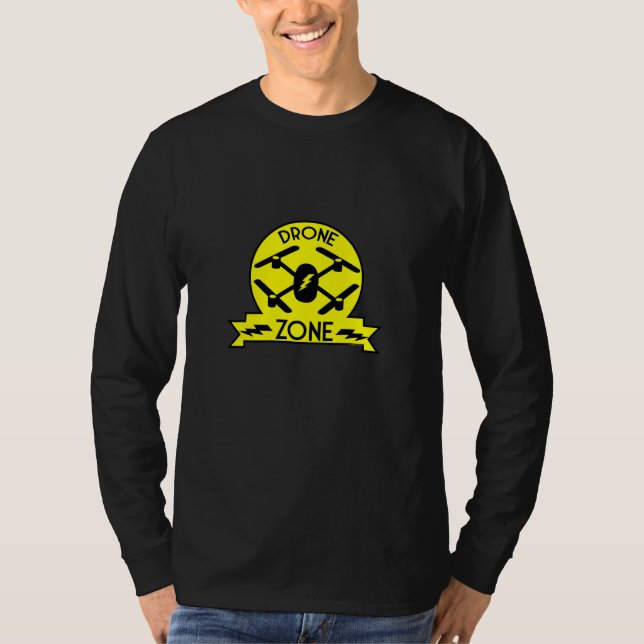 Hobby Drone | Drönarpilot | Fotografi | Tävlingar T Shirt (Framsida)