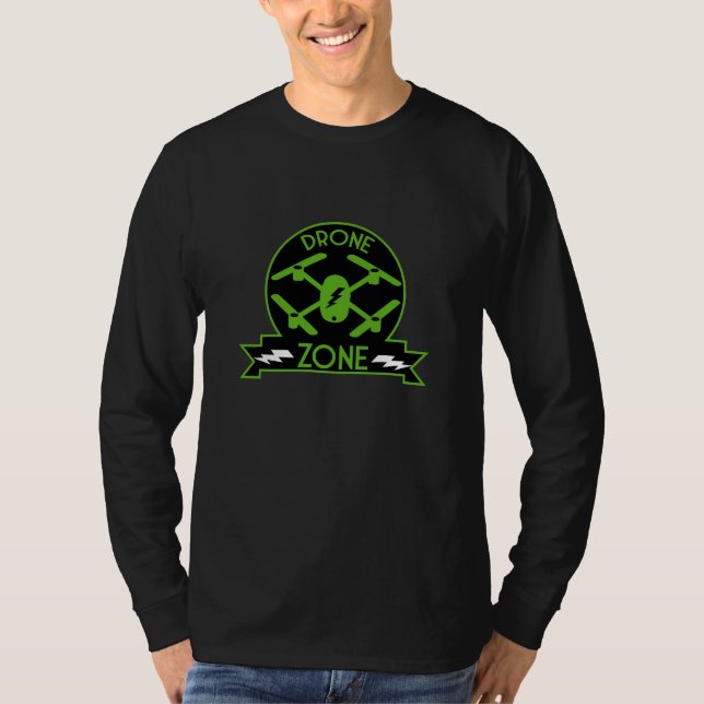 Hobbyist Drone | Pilot | Fotografi | TÄVLING T Shirt (Framsida)