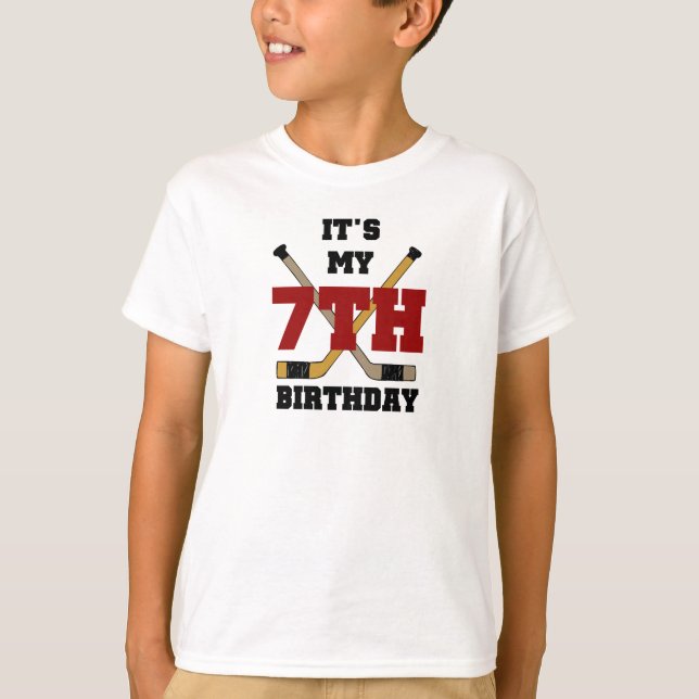 Hockey7:efödelsedag Tee Shirt (Framsida)