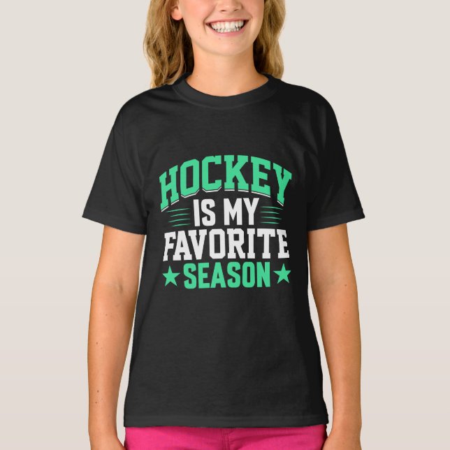 Hockey är min favoritsäsong t shirt (Framsida)
