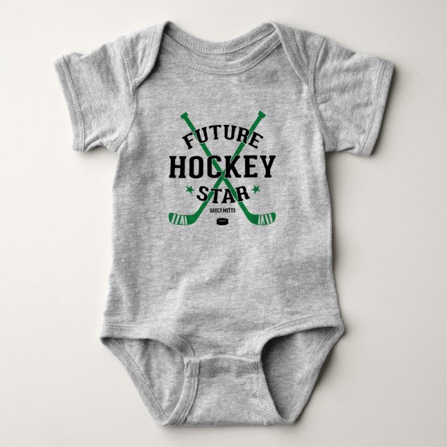 Hockey Baby Future Hockey Star Grönt Sticks Puck T Shirt (Framsida)