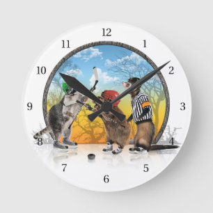 Hockey Critter Classic Round Clock Rund Klocka
