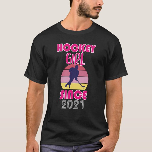 Hockey-flicka sedan 2021 t shirt (Framsida)