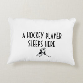HOCKEY PLAYER PILLOW PRYDNADSKUDDE