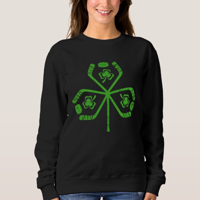 Hockey  Retro Shamrock Irish C St Patricks Day T Shirt (Framsida)