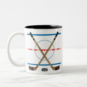 Hockey Sticks och Center Ice Hockey Team Två-Tonad Mugg