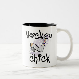 HockeychickT-tröja och gåvor Två-Tonad Mugg