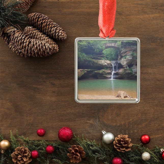 Hocking Backe på gamla mans grotttral, övre boxar Julgransprydnad Metall (Skapare uppladdad)