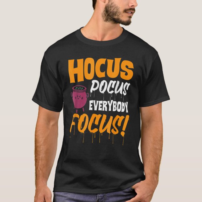 Hocus Pocus Alla Focus Haloween T Shirt (Framsida)