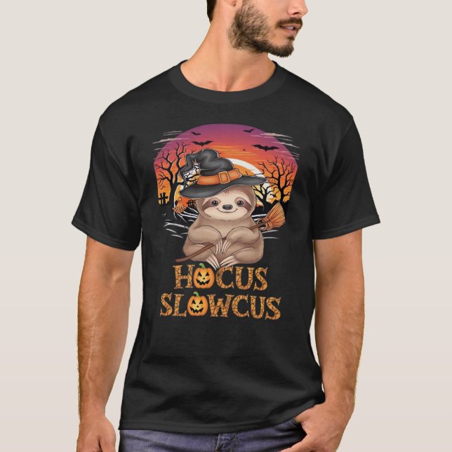 Hocus Slowcus Sloth lovers Halloween costume tee E (Framsida)