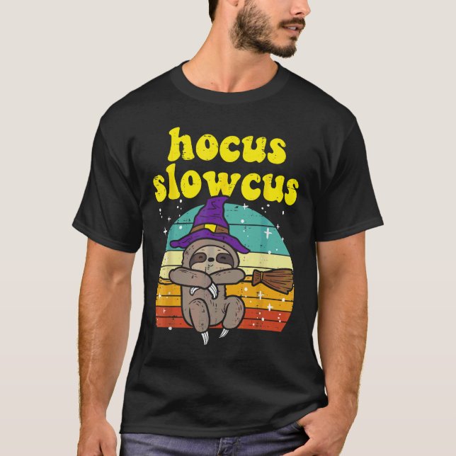 Hocus Slowcus Witch Sloth Retro Cute Animal Hallow T Shirt (Framsida)