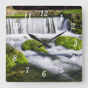 Hodgson Vår Falls Wall Clock Fyrkantig Klocka