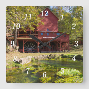 Hodgson Vatten Mill Wall Clock Fyrkantig Klocka