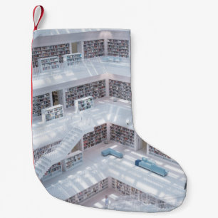 HÖG FOTOGRAFI I BIBLIOTEK LITEN JULSTRUMPA