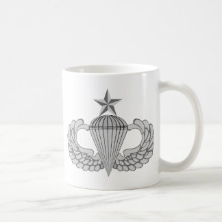 Hög hoppvingar för armé kaffemugg