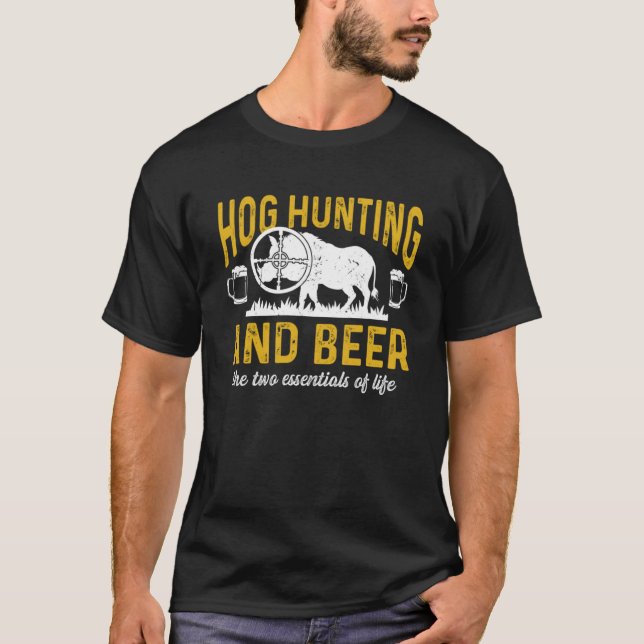 Hog Hunting Pappa Hunter och Beer de två Essential T Shirt (Framsida)