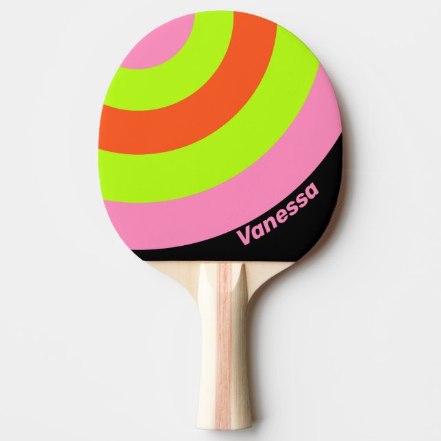 Hög synlighet och rosa cirkelrand med namn Ping Po Pingisracket (Framsidan)