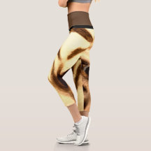 Höga avstådda Capris