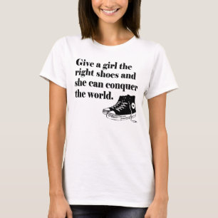 Höger par skor t shirt