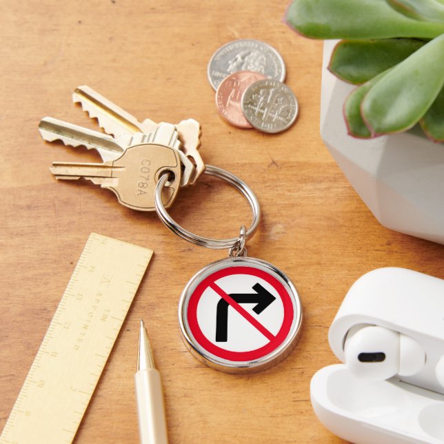 Höger Vrid förbjuden | Premium Keychain Rund Silverfärgad Nyckelring (Skrivbord)