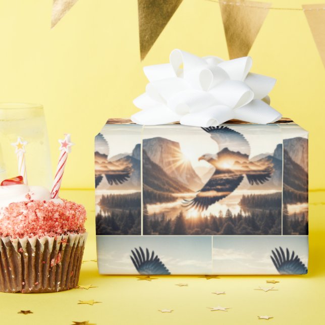 Högflygande havsörn över bergsdalssjö presentpapper (Födelsedagsfest)