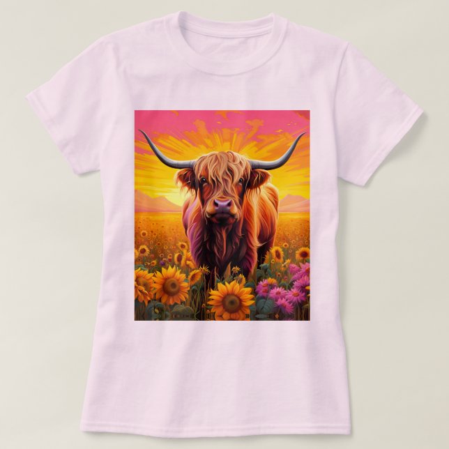 Höglandskon i solblommor vid soluppgång t shirt (Design framsida)