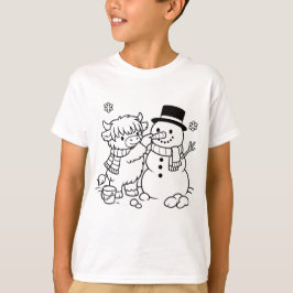 Höglandsnötkreatur Bygger en Snöman T Shirt