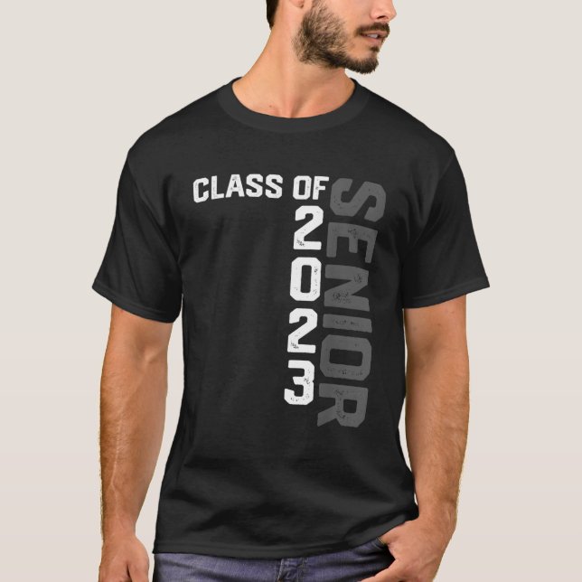 Högre klass 2023 Studenten 2023 23 Högre T Shirt (Framsida)
