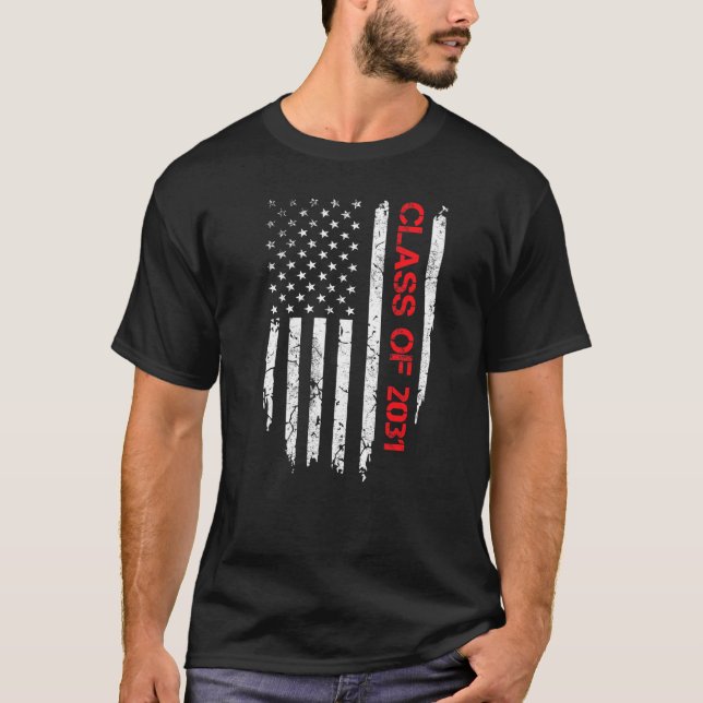 Högre klass i Studenten 2031, patriotisk amerikan T Shirt (Framsida)