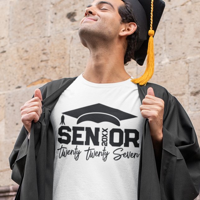 Högre Studenten varje år T Shirt (Skapare uppladdad)