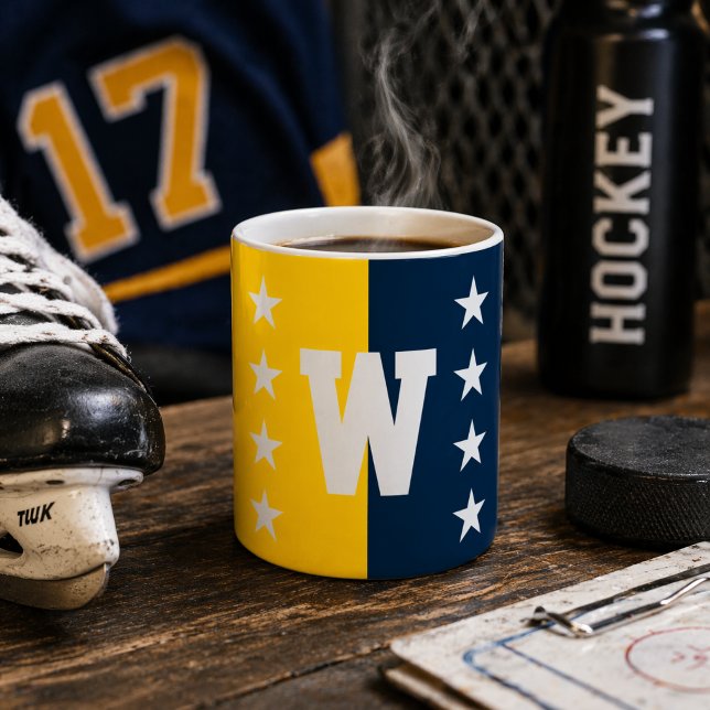 Högskolefärger Blå & Majs Gul Monogram Kaffemugg (Skapare uppladdad)